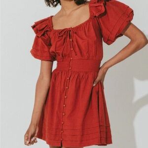 Make Offer • NWT Tana Dress with Puff Sleeves